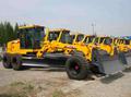 Продаю новый грейдер XCMG GR 215