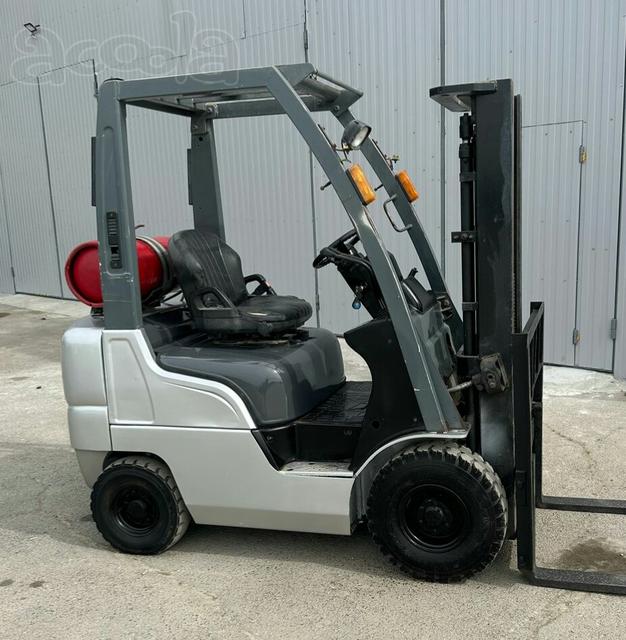 Вилочный погрузчик Nissan FG18